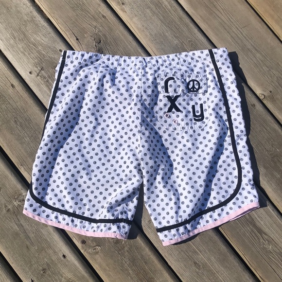 Roxy Board Shorts 9 - Picture 5 of 8